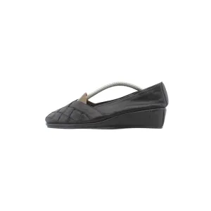 AEROSOLES STITCHNTURN
