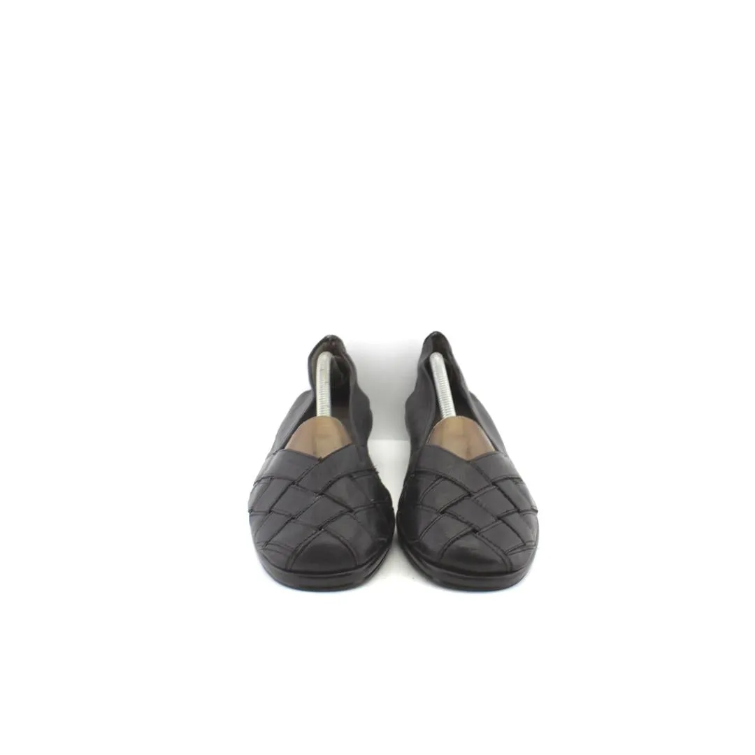 AEROSOLES STITCHNTURN