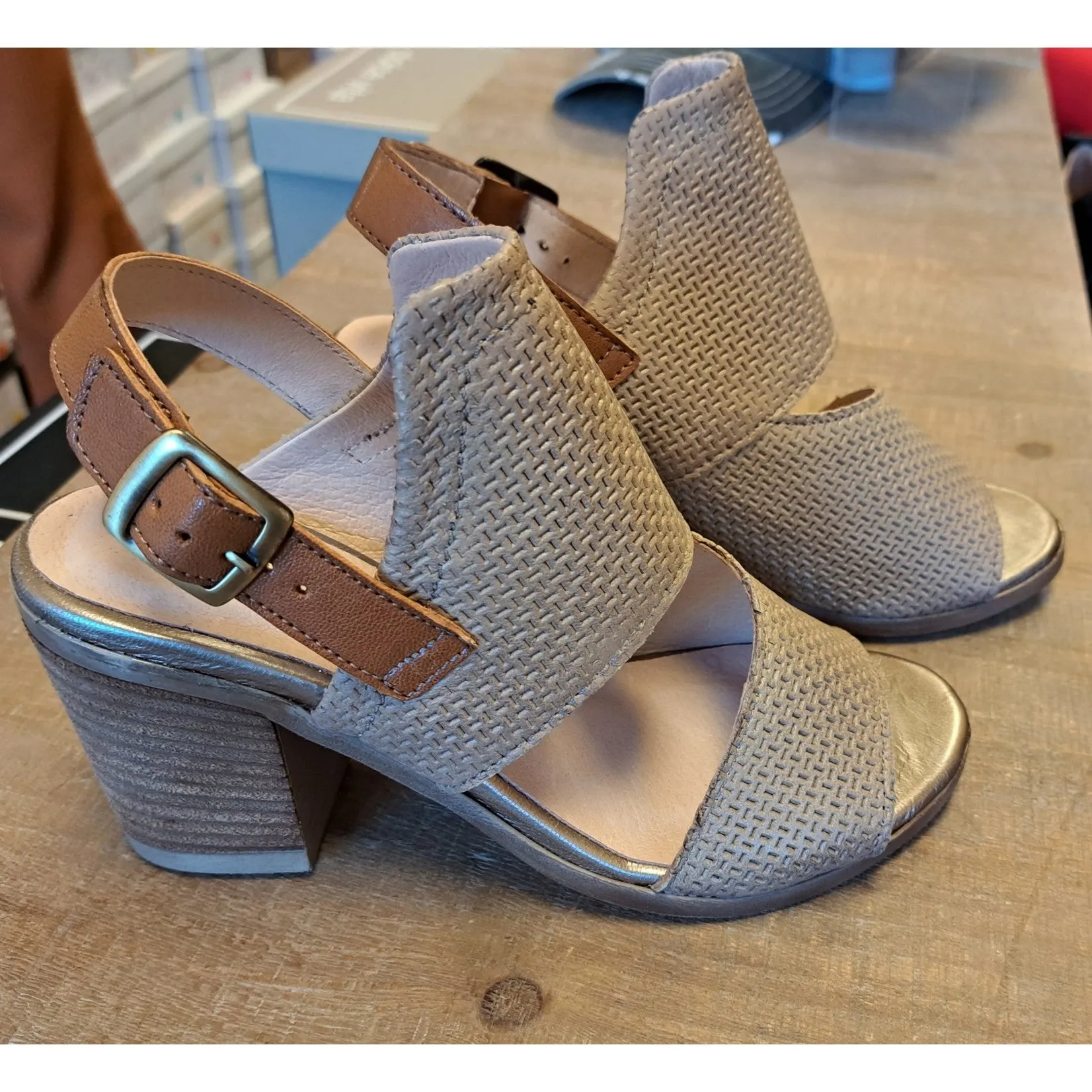 Bistro Wedge