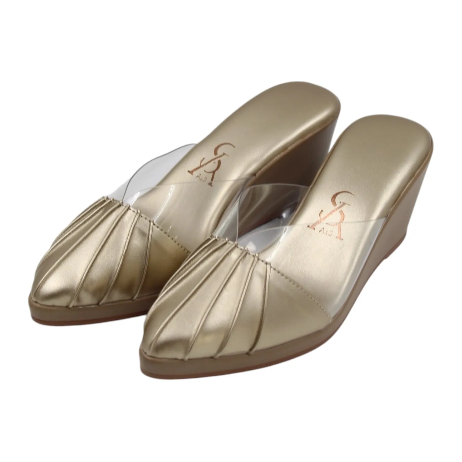 Crinkled Toe Wedges