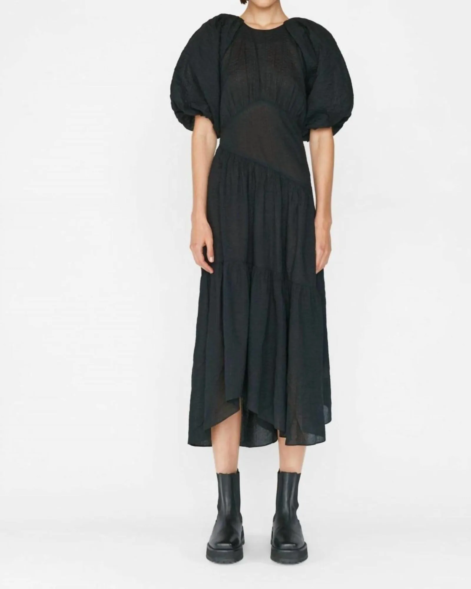 Gathered Seam Puff Sleeve Dress in Noir | Noir