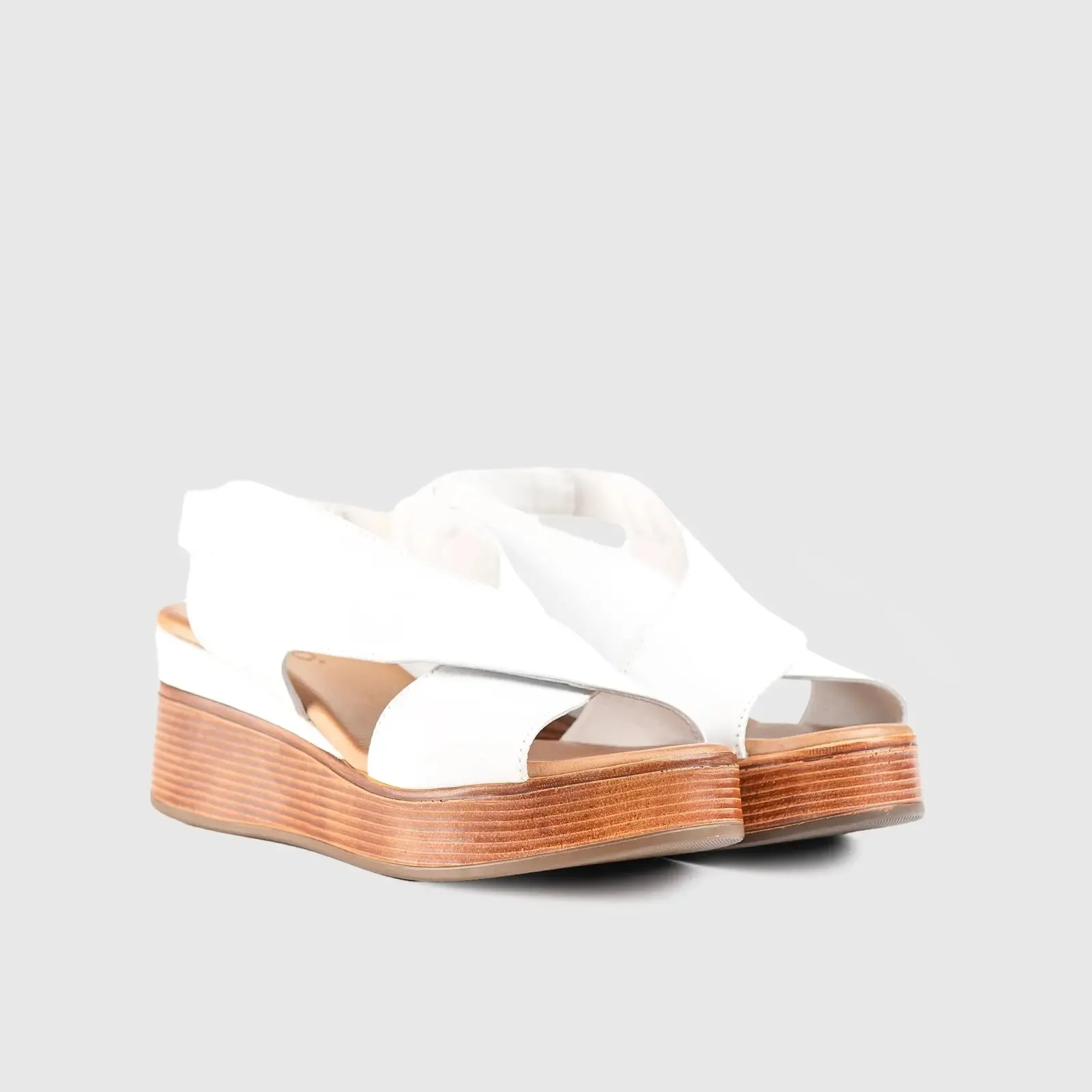 Leather Comfort Wedges White 8505