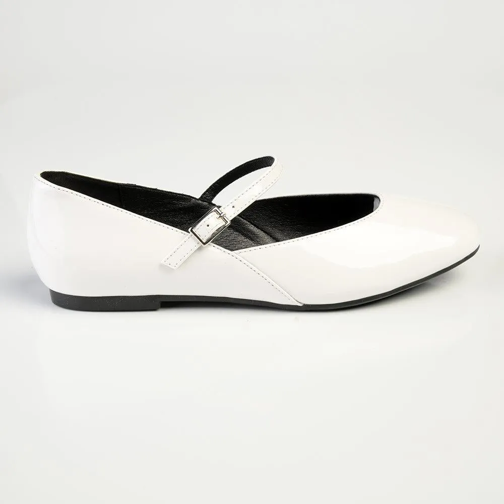 Madison Bambi Pump With Buckle Strap - White