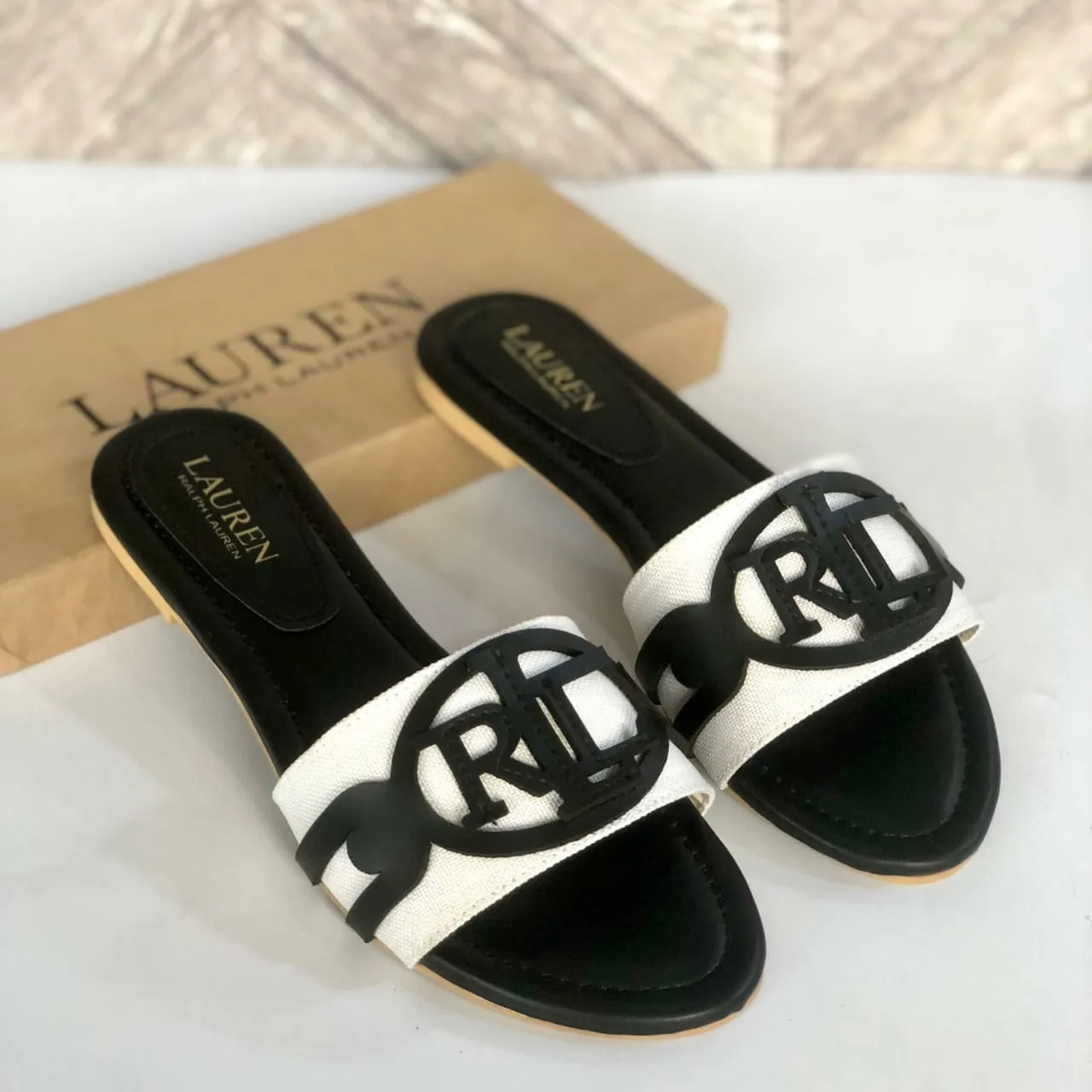 RALPH LAUREN WOMEN'S ALEGRA SLIDES - BLACK