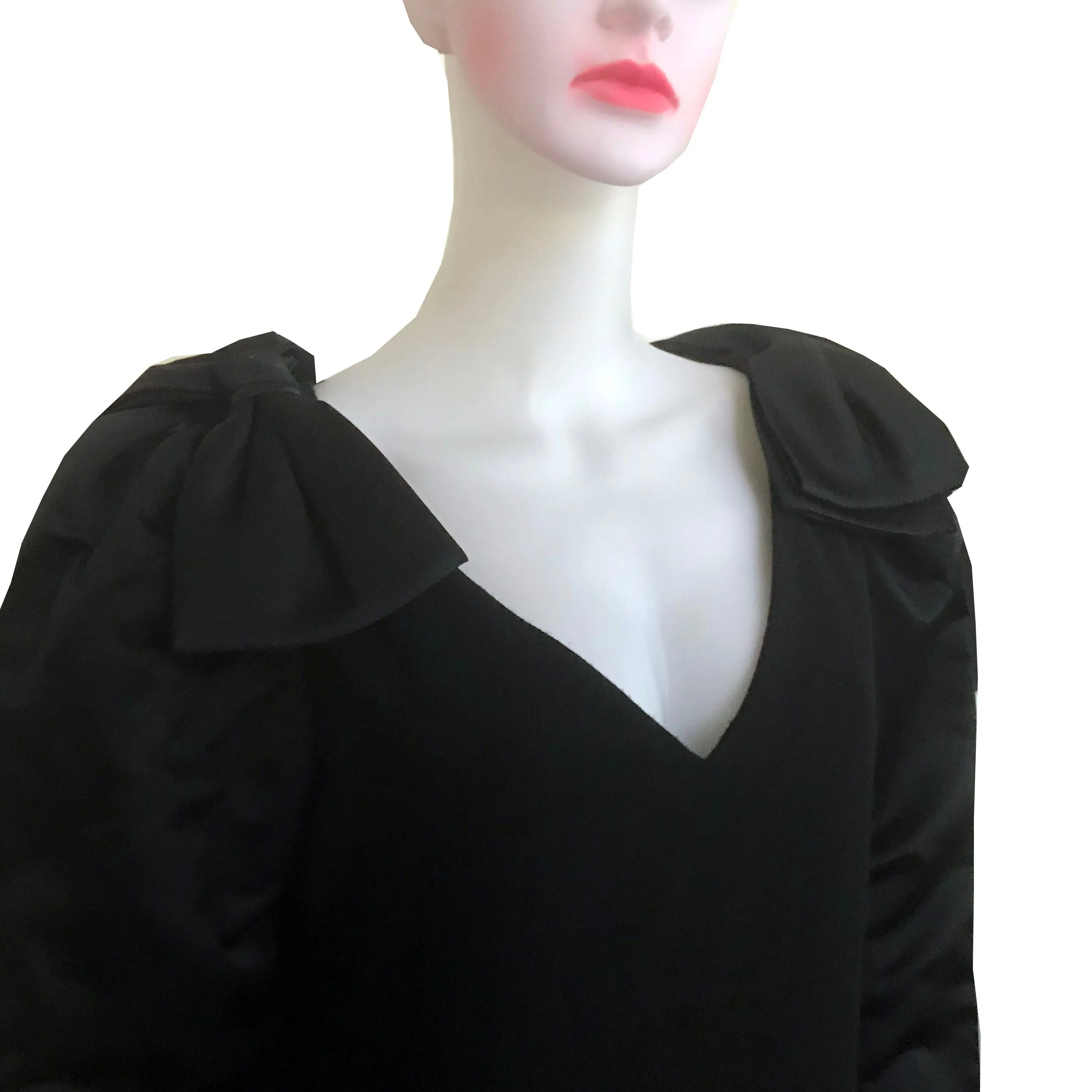 Vintage 1960s Mollie Parnis Black Wool Bow Dress